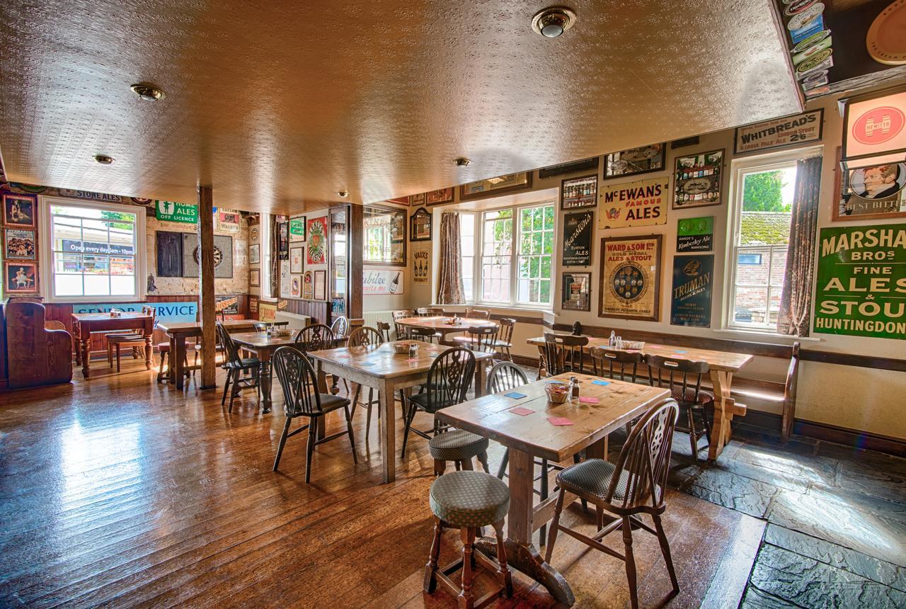 The Red Lion Hotel Cambridge  Ngoại thất bức ảnh